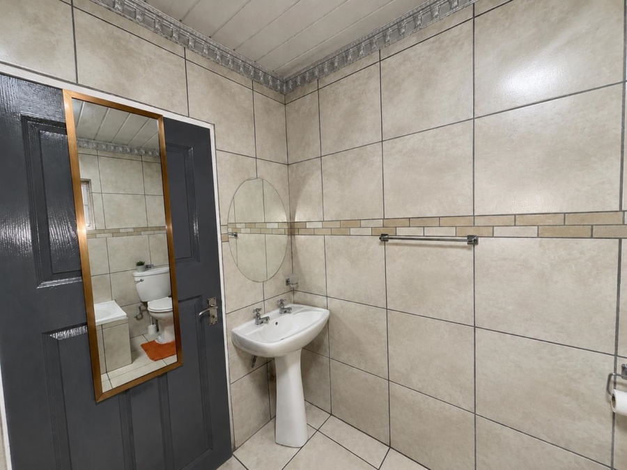 4 Bedroom Property for Sale in Willows Free State